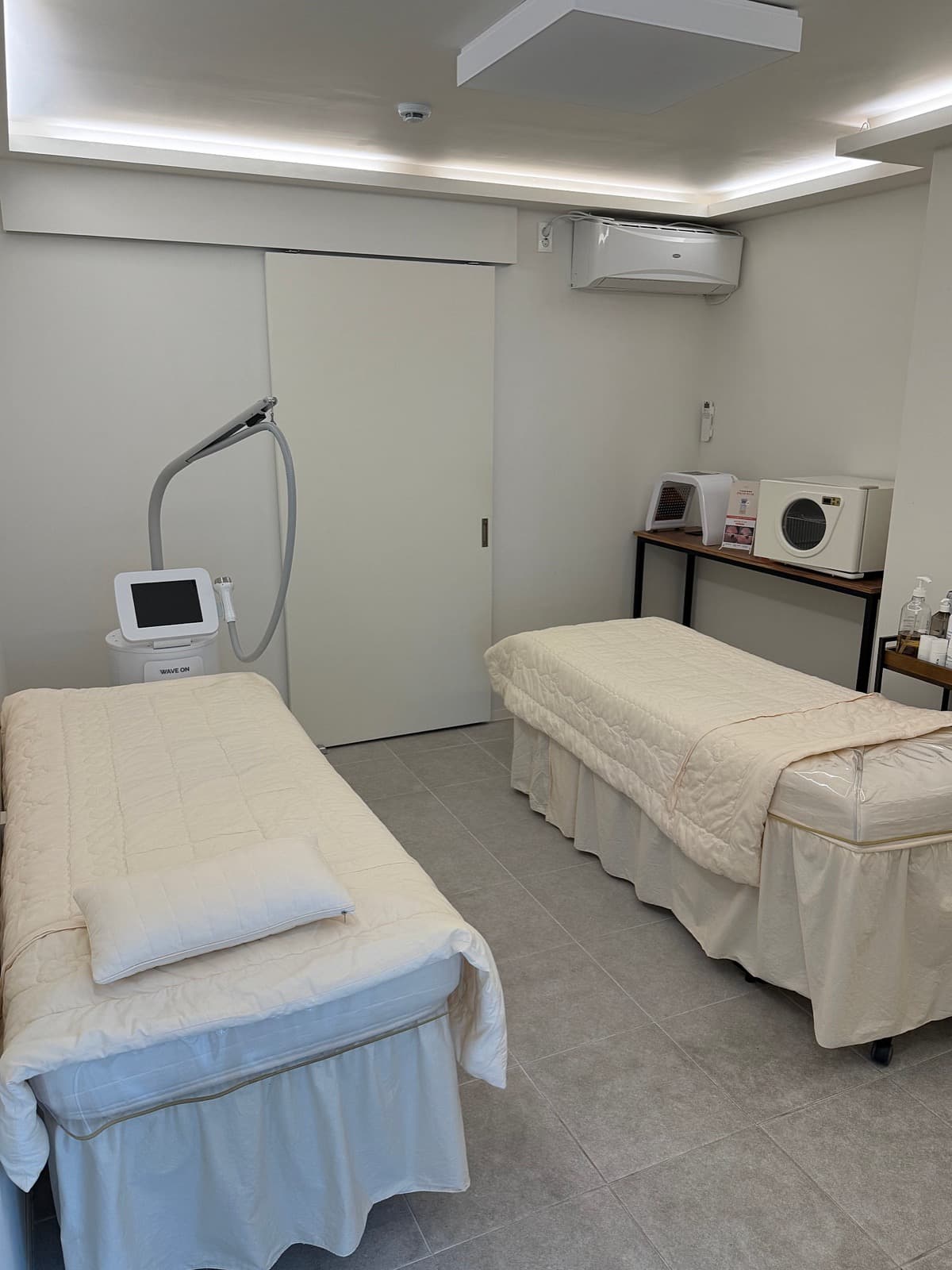 대전 도안동 25평 피부관리실 양도, 룸 2개 올인테리어 사진 1