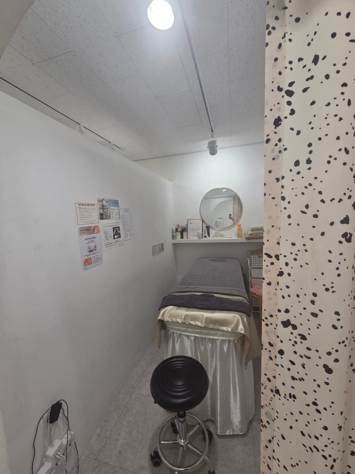 아산·평택 경계 11평 토탈뷰티샵 양도, 비수기 없어요 사진 3